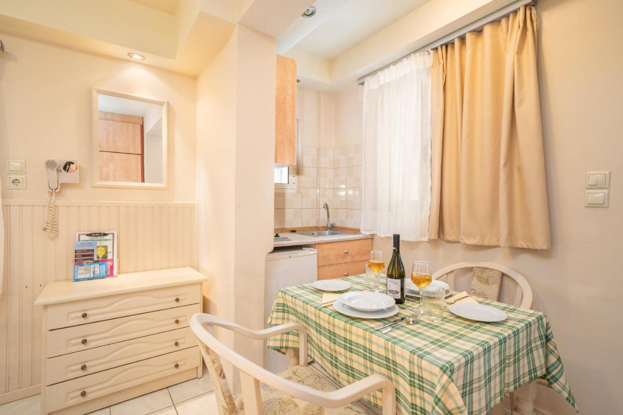 Makis Village-Apartments Agia Efimia Ngoại thất bức ảnh