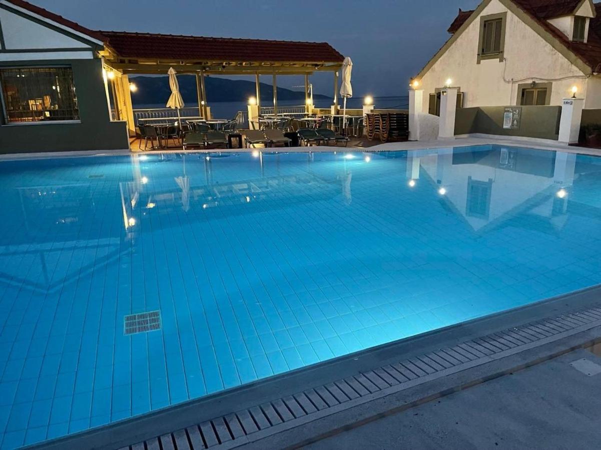 Makis Village-Apartments Agia Efimia Ngoại thất bức ảnh